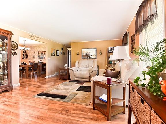 2nd image of 1804 Allen Dr