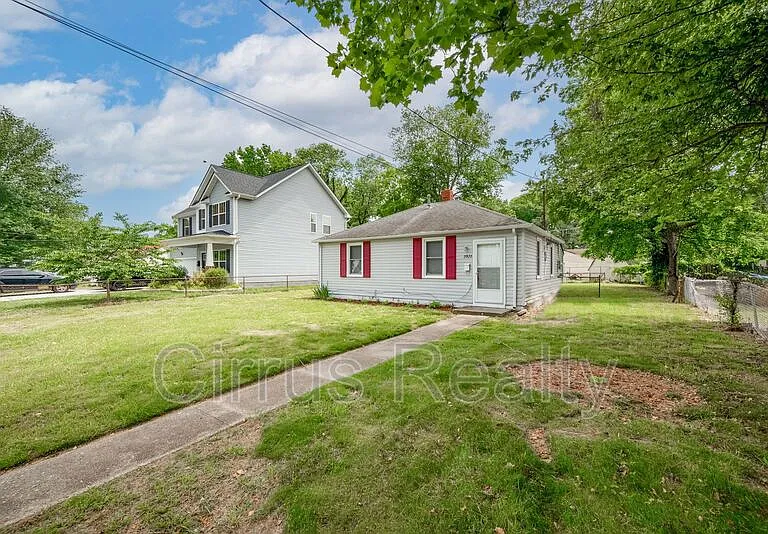 2822 Ryland Rd — Photo 2