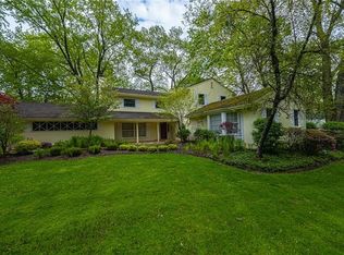 412 Fox Chapel Rd, Pittsburgh, PA 15238