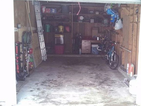 5th image of 309 Robinhood Ct