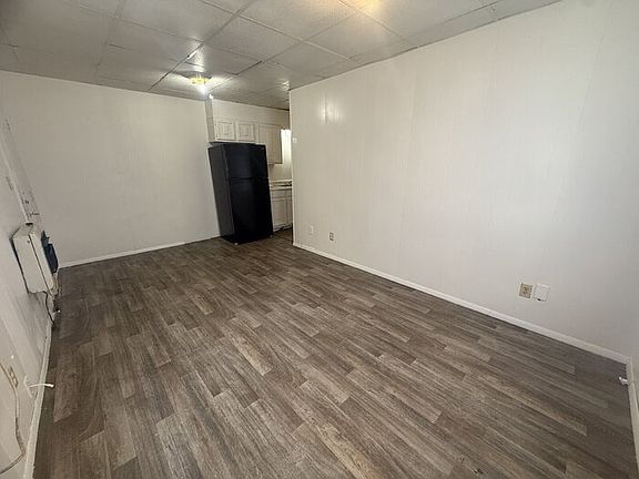 3rd image of 813 N University St #6