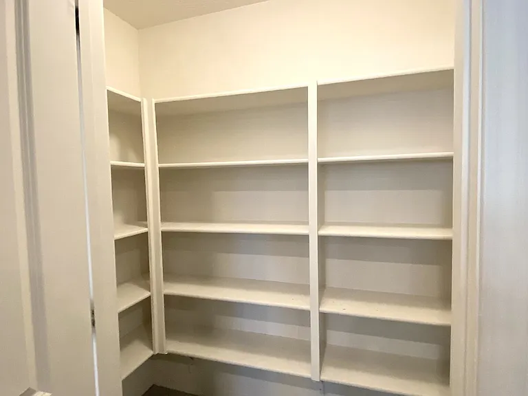 5845 Union Dr NE — Photo 6