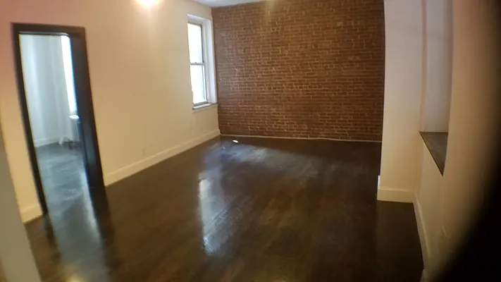 Rented by (Legacy) NY Quality Living Uptown | media 10