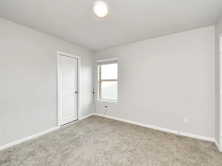 18319 Pin Oak Lake Dr — Photo 19