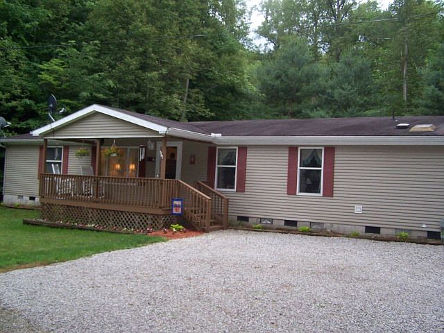 1st image of 571 Whitley Ln Unit B