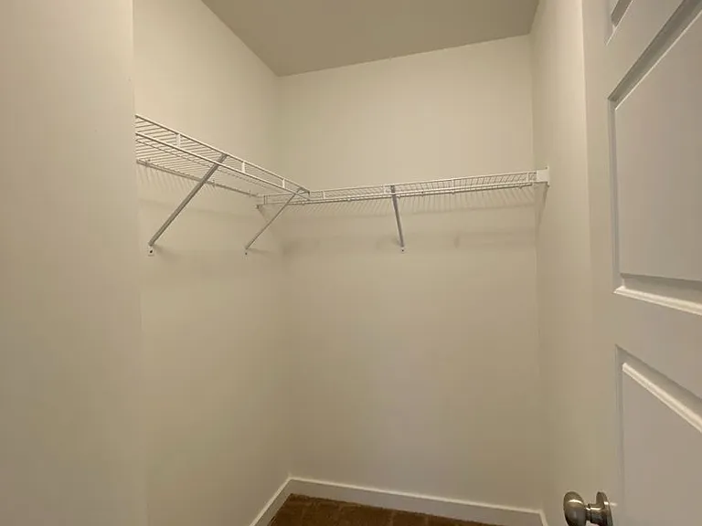 7940 Saint James Dr — Photo 20