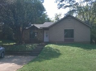 1074 Mainstreet Valley Dr, Stone Mountain, GA 30088