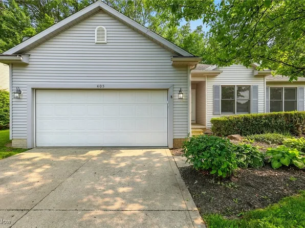 405 Haines St, Elyria, OH 44035