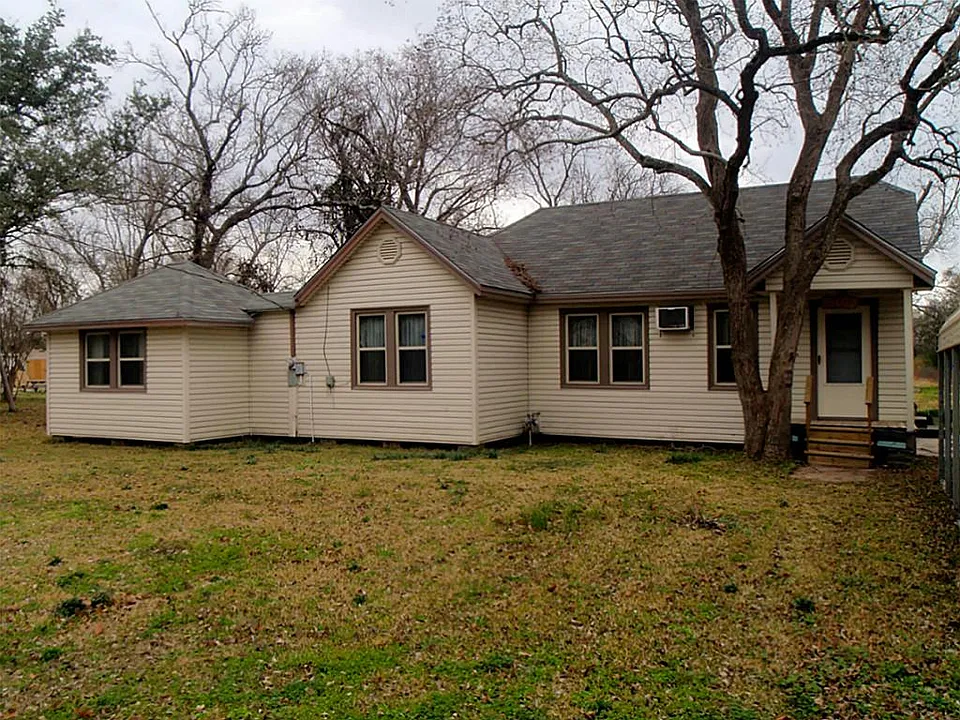 Large front yard