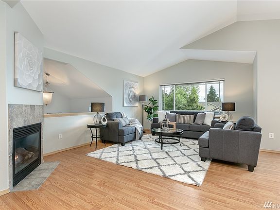 3rd image of 5638 S 295th Pl