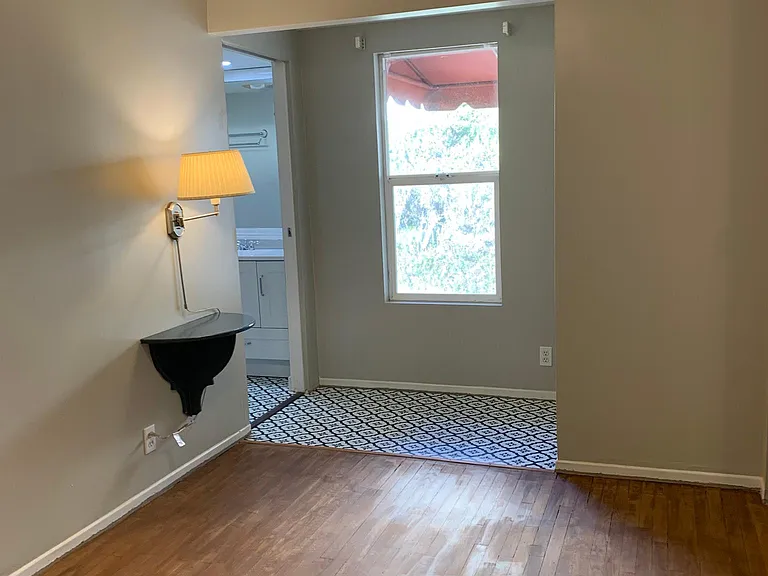 3275 Brockton Ave — Photo 16