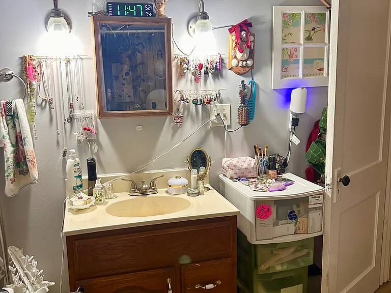 895 Park Ave #3 — Photo 8