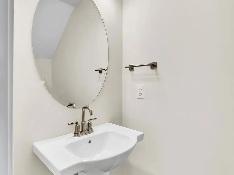3036 Wiltshire Park Pl — Photo 7