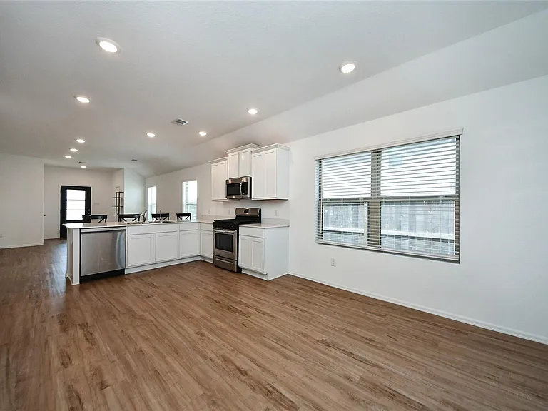 19348 Villa Mesa Dr — Photo 13