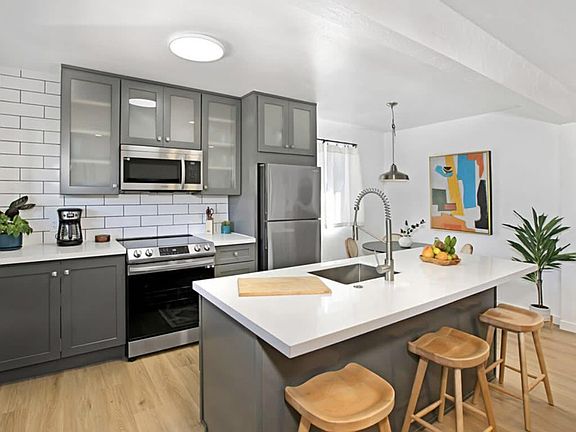 4th image of 3159 Cedar St Floor 1-ID1035830P