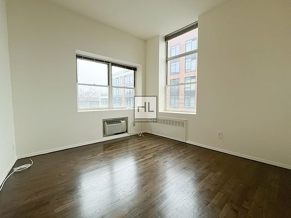 4th image of 6120 Woodside Ave APT 2F