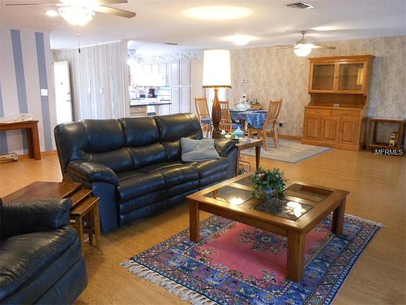 4th image of 5626 Minaret Ct