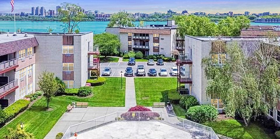 1st image of 1111 River Rd APT E1