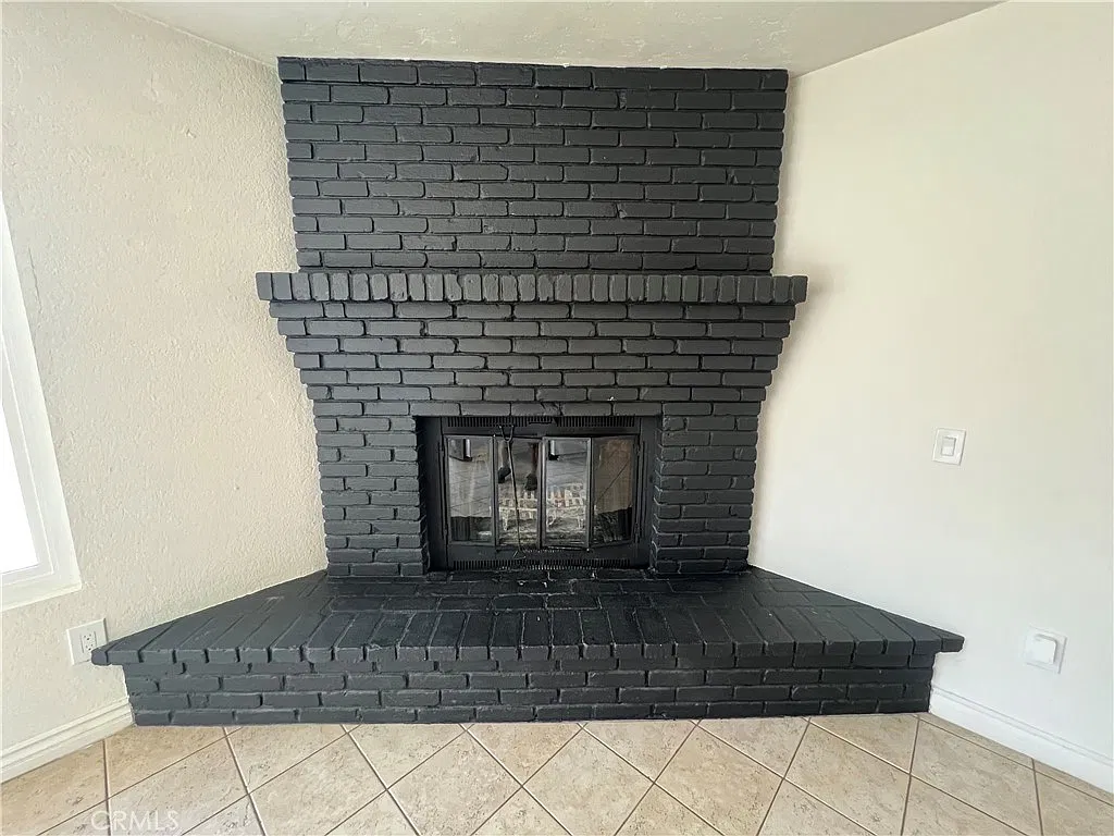 3 bed, 1535 sqft, $3,300 — Photo 4