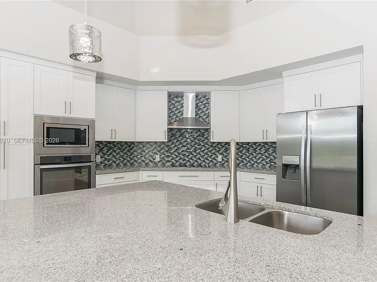 3799 Lancewood Dr — Photo 11