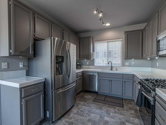 5th image of 3839 60th St