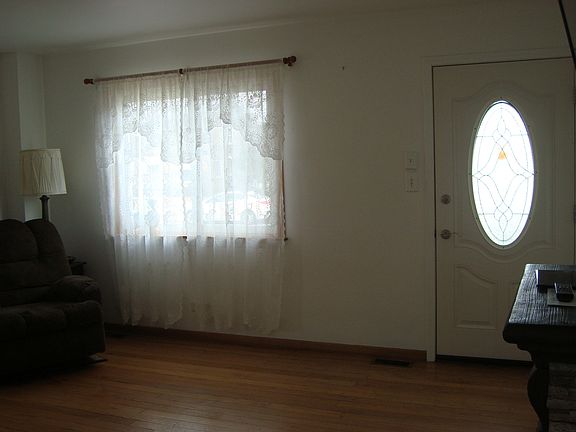 3rd image of 2728 Elder Ln