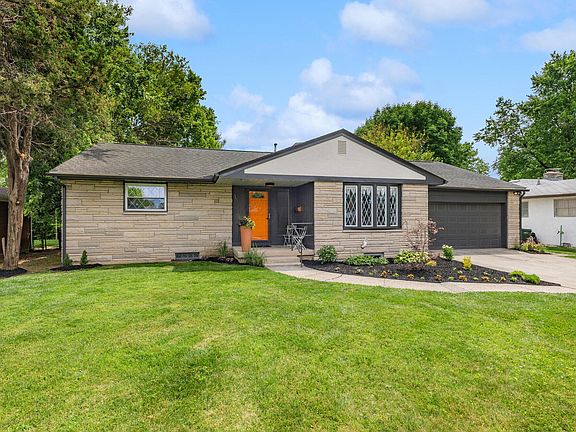 3rd image of 2775 Floribunda Dr