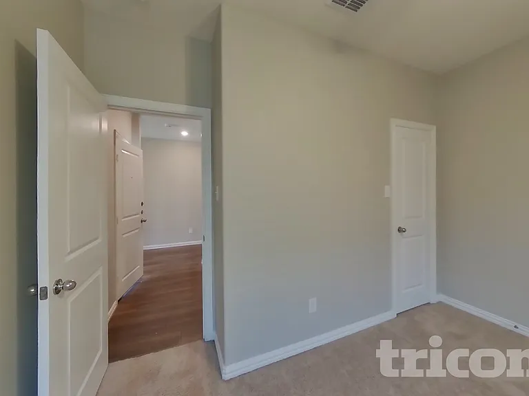 2401 Lalun Ln — Photo 13