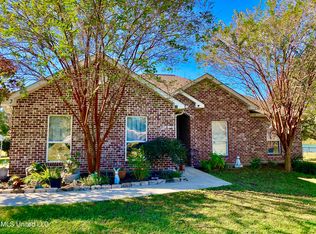 23 Native Dancer, Carriere, MS 39426