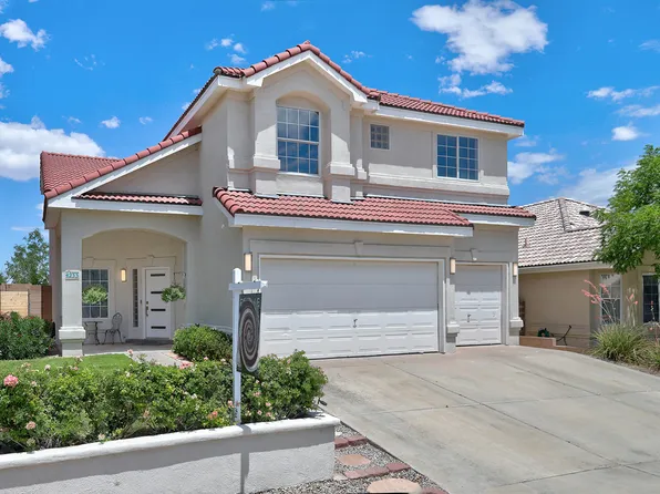 4233 Caprock Rd NW, Albuquerque, NM 87114