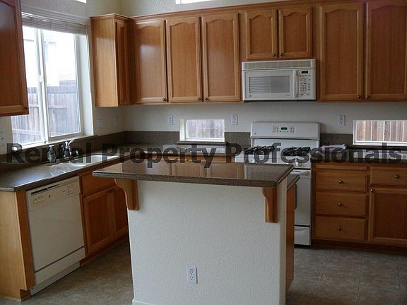 2nd image of 1905 Fall River Dr