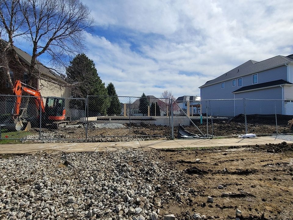 1st image of 2348 Skylane Dr