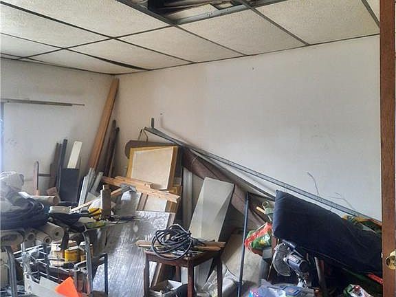 5th image of 13 Miller Ave