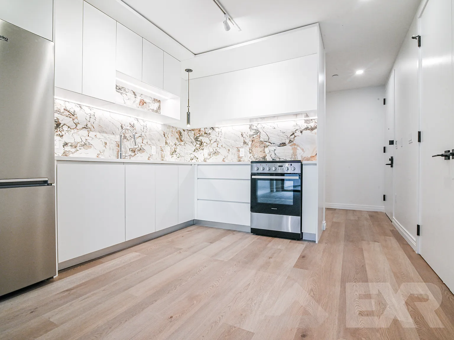 957 Atlantic Avenue — Photo 4