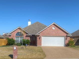 3909 Incourt Ln, College Station, TX 77845