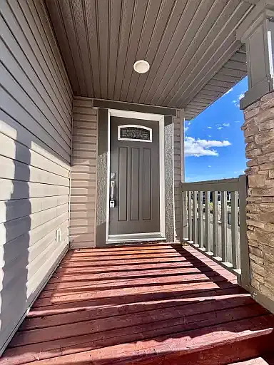 3 bed, 3.0 bath, $2,450 — Photo 4