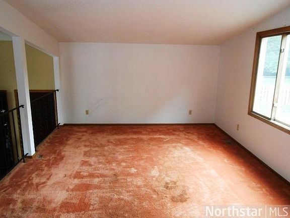 4th image of 633 74th Ave N