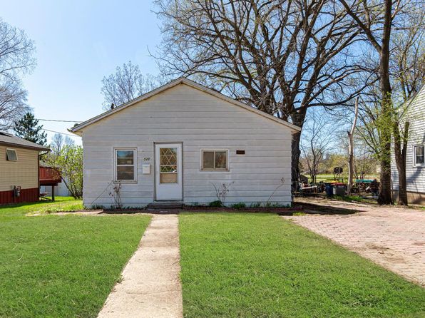 522 Hulett Ave, Faribault, MN 55021