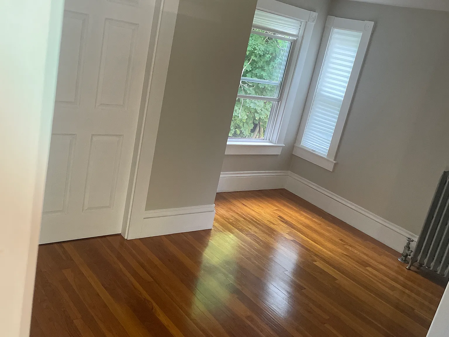 2 bed, 1100 sqft, $2,500 — Photo 2