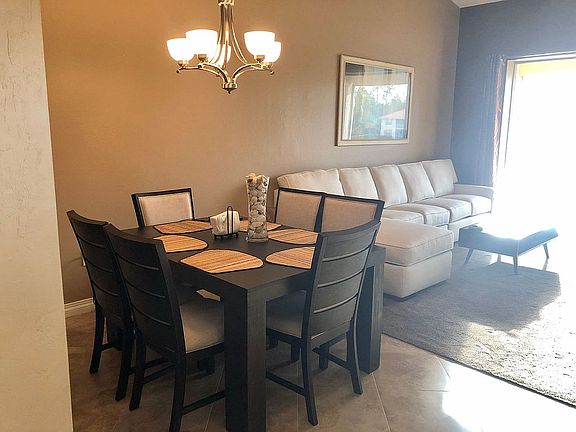 2nd image of 450 Robin Hood Cir Unit 202