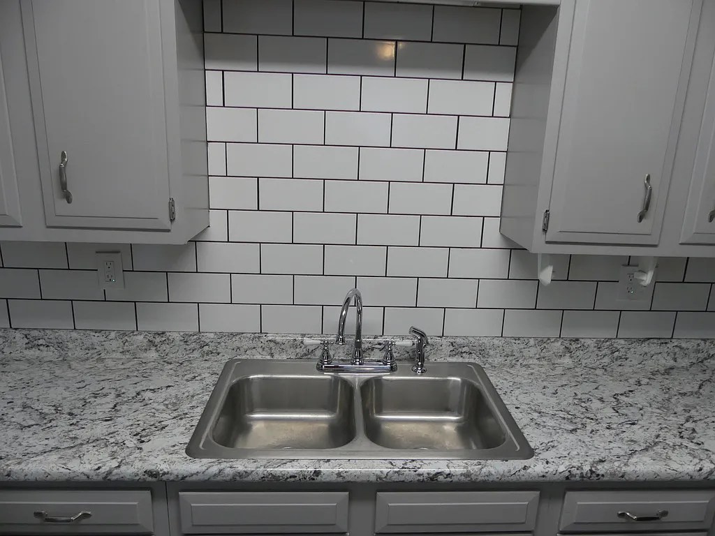 2 bed, 950 sqft, $1,375 — Photo 4