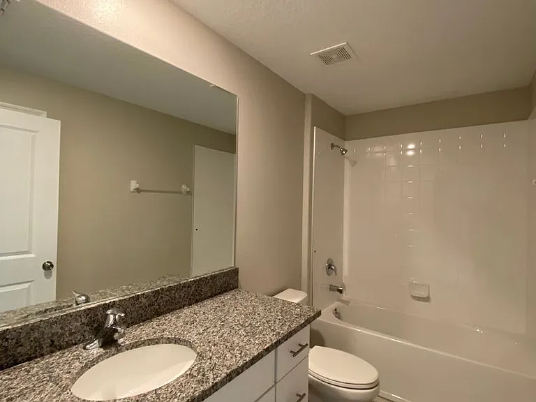 13249 SW 77th Ave — Photo 17