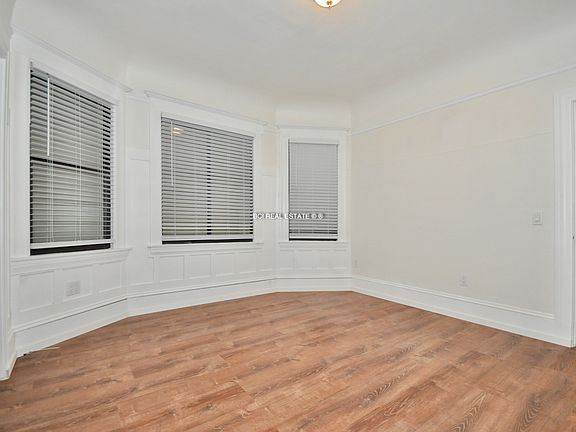 4th image of 1545 Taylor St APT D