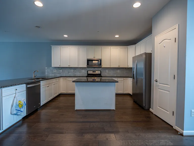 9624 Eaves Dr-39_07032025