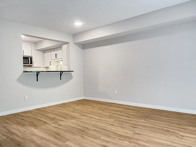 Woodlane Place Townhomes — Photo 30