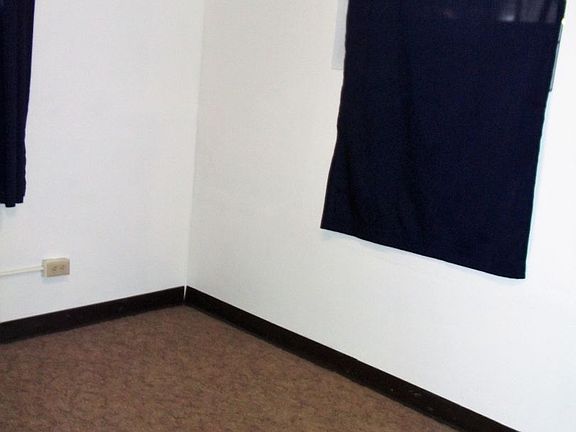 4th image of 1112 Custer Ave #1112