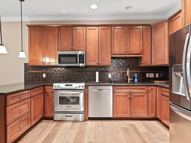 251 Daniel Burnham Sq #701 — Photo 9