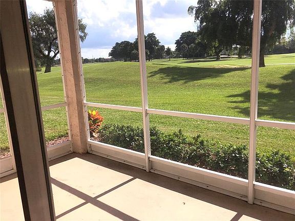 4th image of 255 Jacaranda Dr #1250