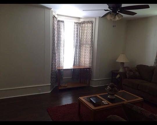 3rd image of 113 W Walnut St #1