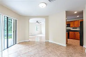 6094 Live Oak Ct — Photo 10